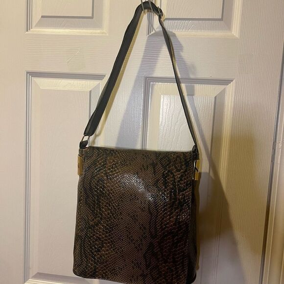 Snakeskin Pattern black and brown synthetic bucket style Shoulder Bag black trim - Picture 2 of 13
